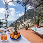 Casa Passalacqua Holiday home *