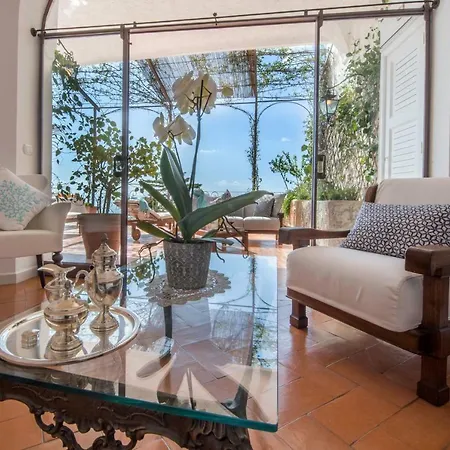 Casa Passalacqua *